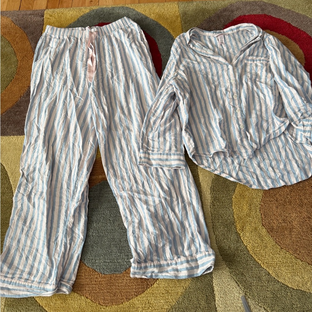 Victoria’s Secret Pajama Set Sleepwear Sleep Pants Long Sleeve Shirt Stripes S
